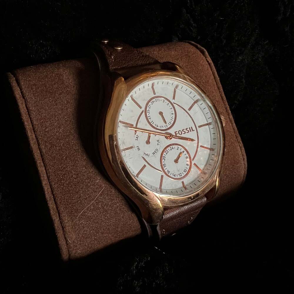 Fossil BQ3065 Women's Brown Leather Analog White Dial Quartz Wrist Watch